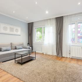 Apartment for rent for €1,495 per month in Barcelona, Carrer de Felip II