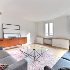 Apartment for rent for €3,180 per month in Paris, Rue des Guillemites