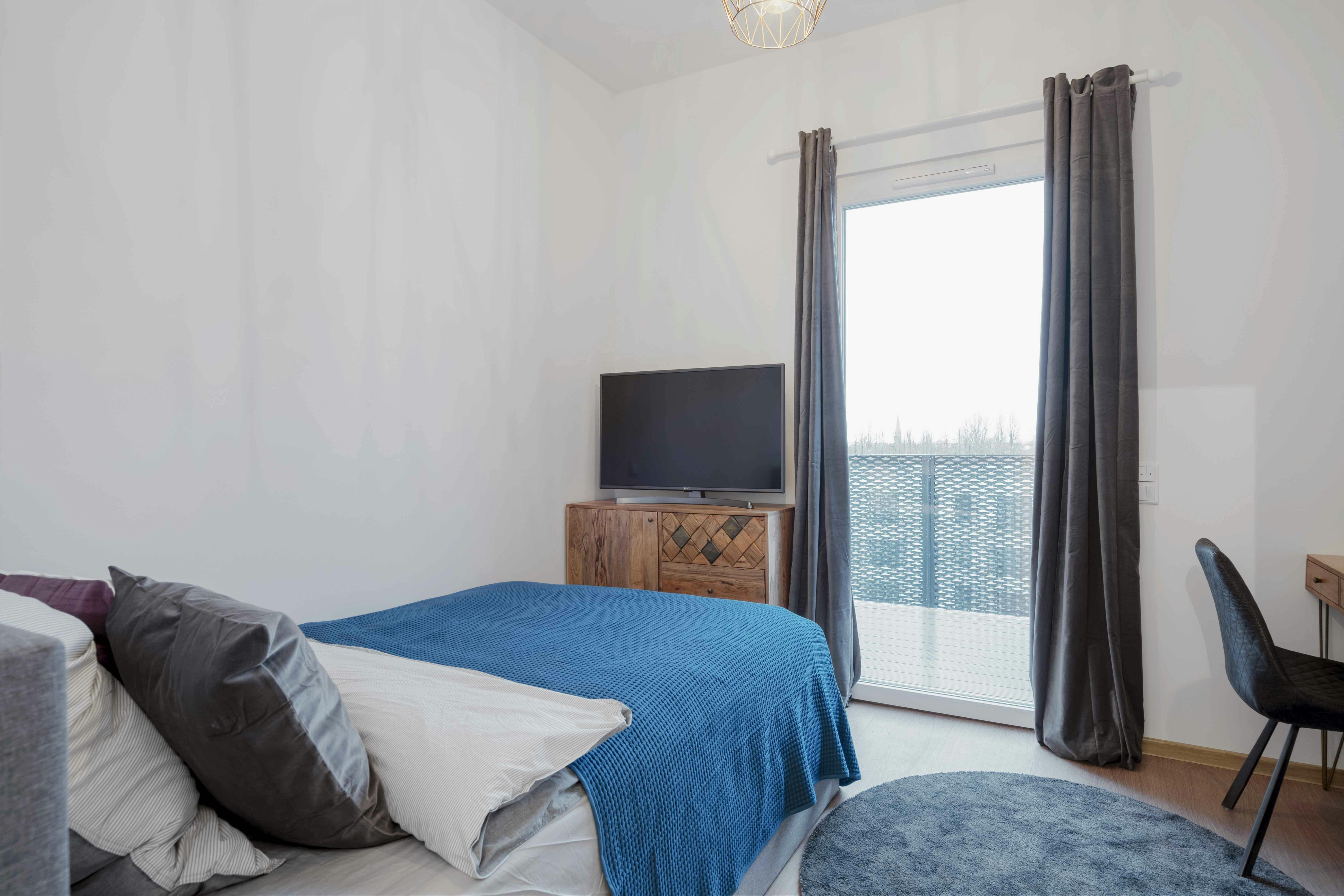 Private room for rent on Klara-Franke-Straße, Berlin - Ansicht 3