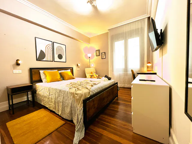 Private room in Calle General Concha, Bilbao (1462292) room image 1