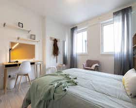 Chambre privée à louer pour 720 €/mois à Padova, Via Ospedale Civile