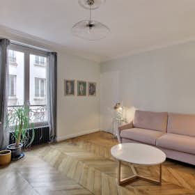 Apartment for rent for €2,052 per month in Paris, Rue de Nancy