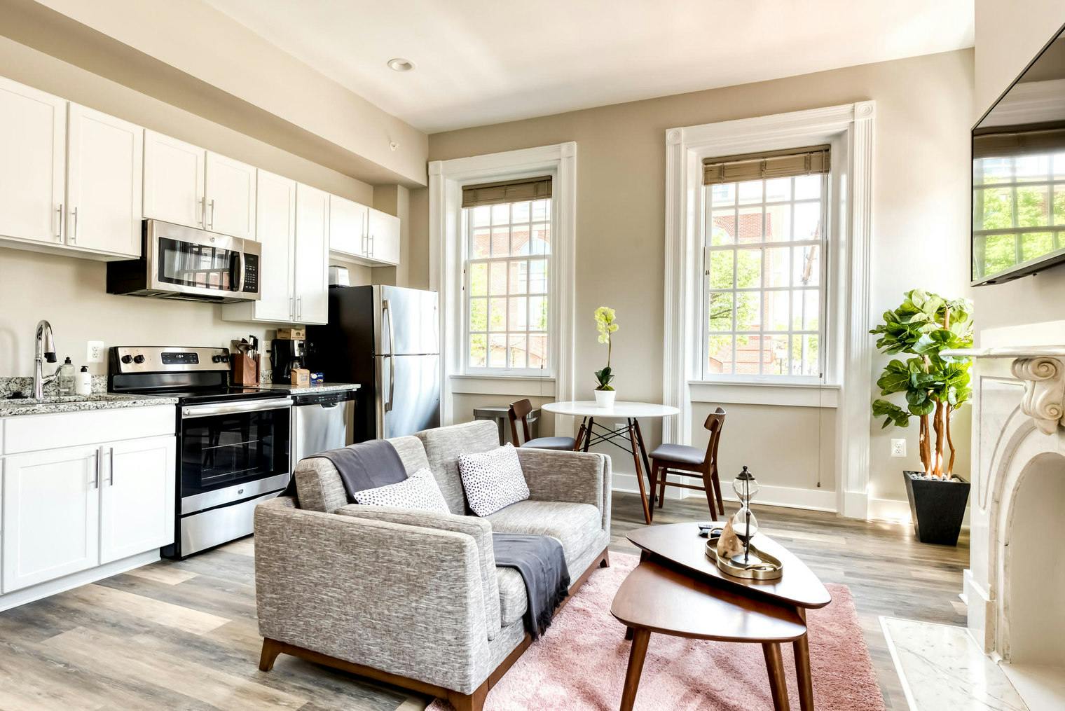 Appartement à louer pour $6,146/mois à Alexandria, Duke Street