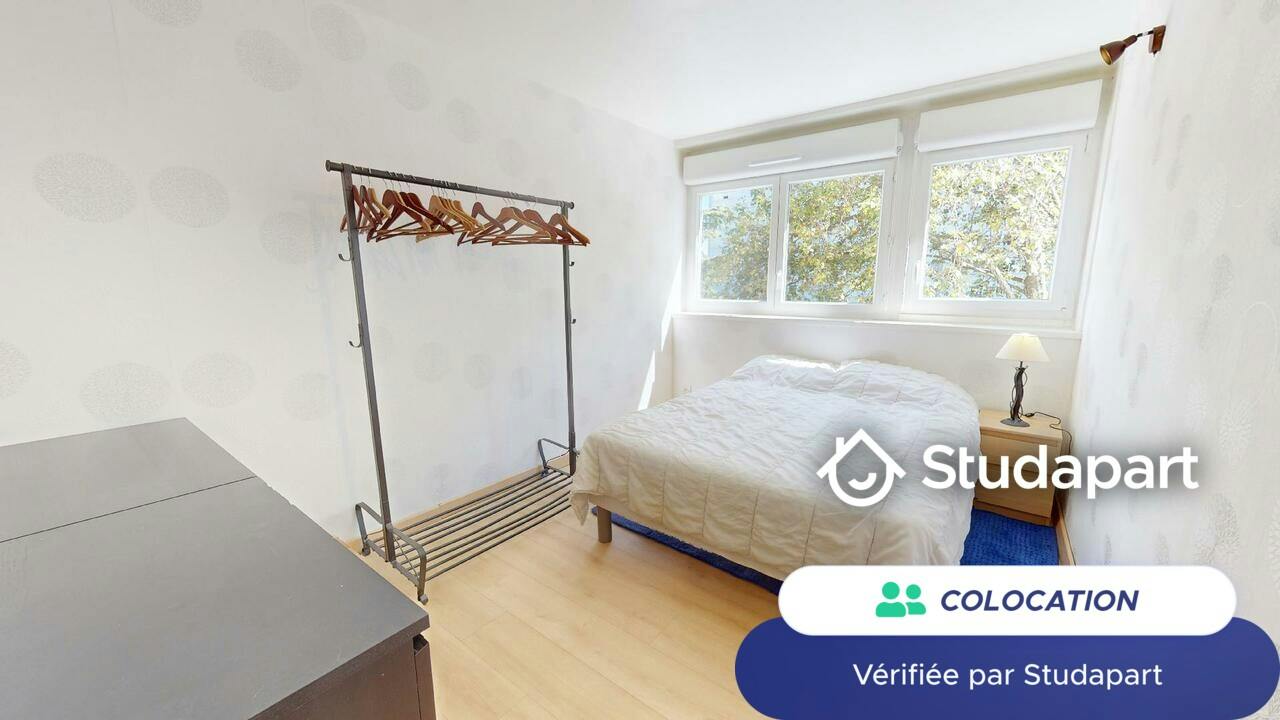 Private room for rent on Rue du Château de la Duchère, Lyon - Vue 3