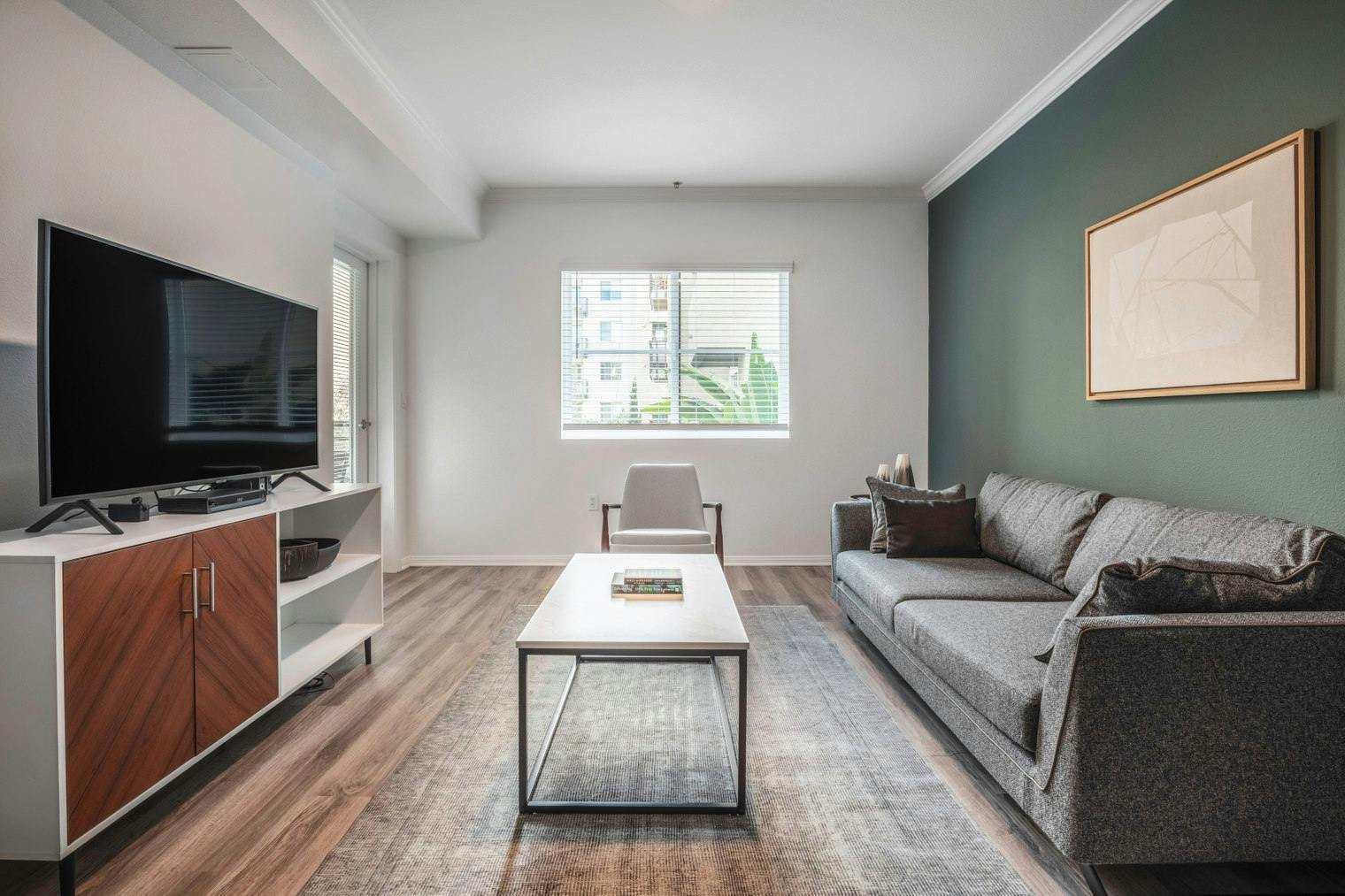 Appartement te huur voor $3,792 per maand in Los Angeles, Highland Avenue