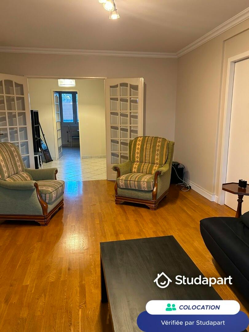 Private room for rent on Rue Saint-Nestor, Lyon - Plus