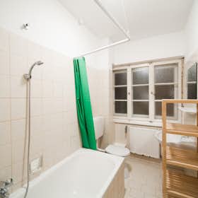 Private room for rent for €970 per month in Munich, Leopoldstraße