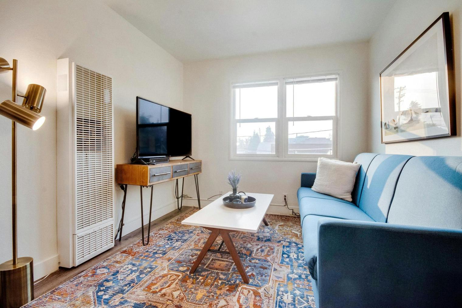Wohnung zu mieten für 3.374 € pro Monat in Sunnyvale, East El Camino Real