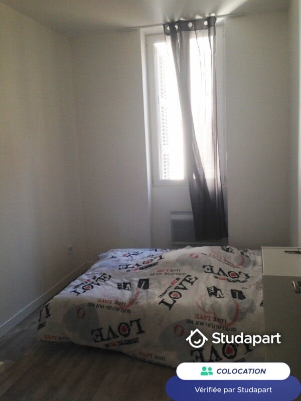 Private room for rent on Boulevard de la Liberté, Marseille – pohled 6