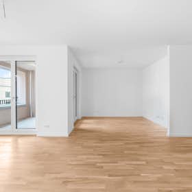 Apartment for rent for €1,879 per month in Berlin, Georg-Klingenberg-Straße