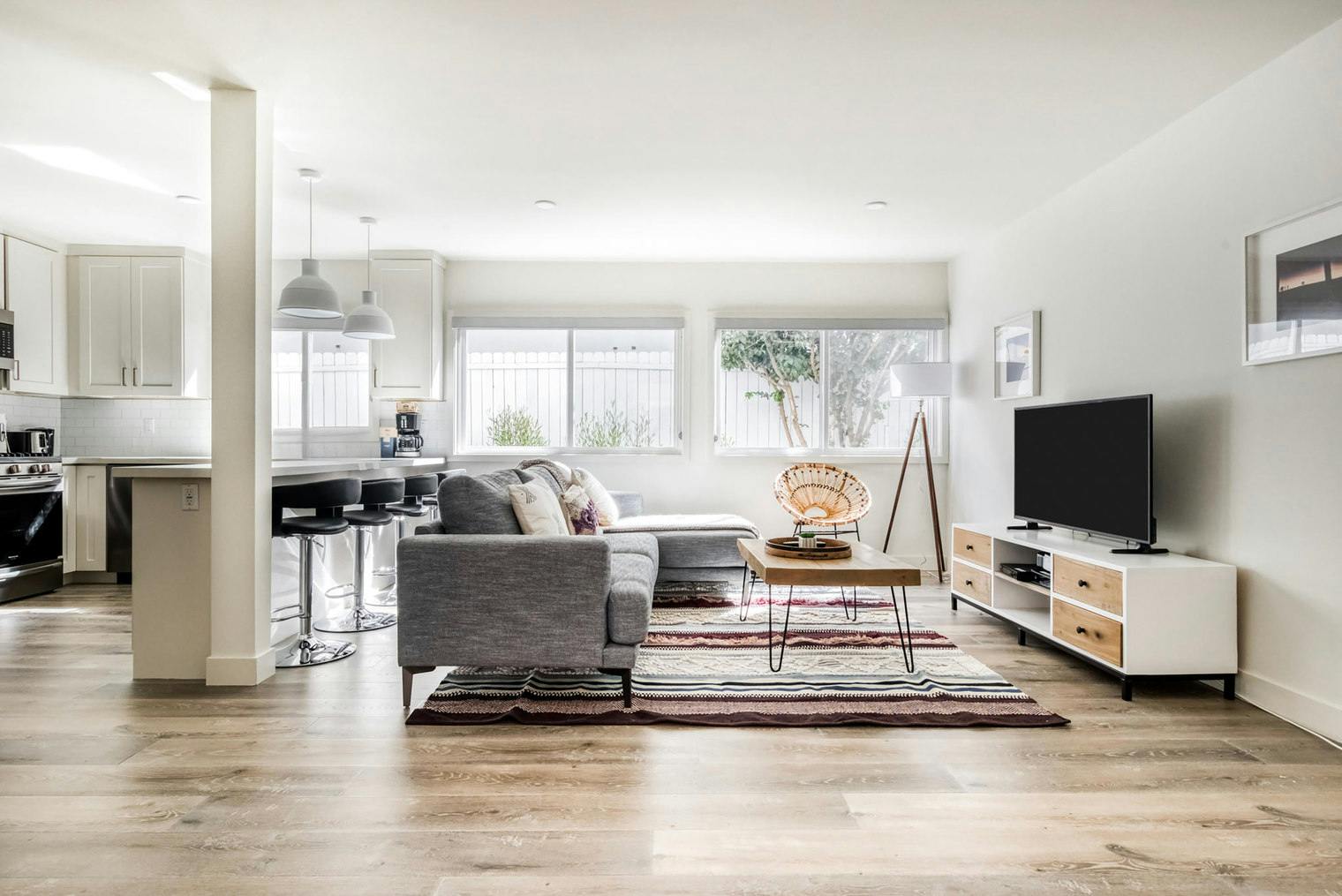 Apartment for rent for $7,021 per month in Redondo Beach, Calle Miramar