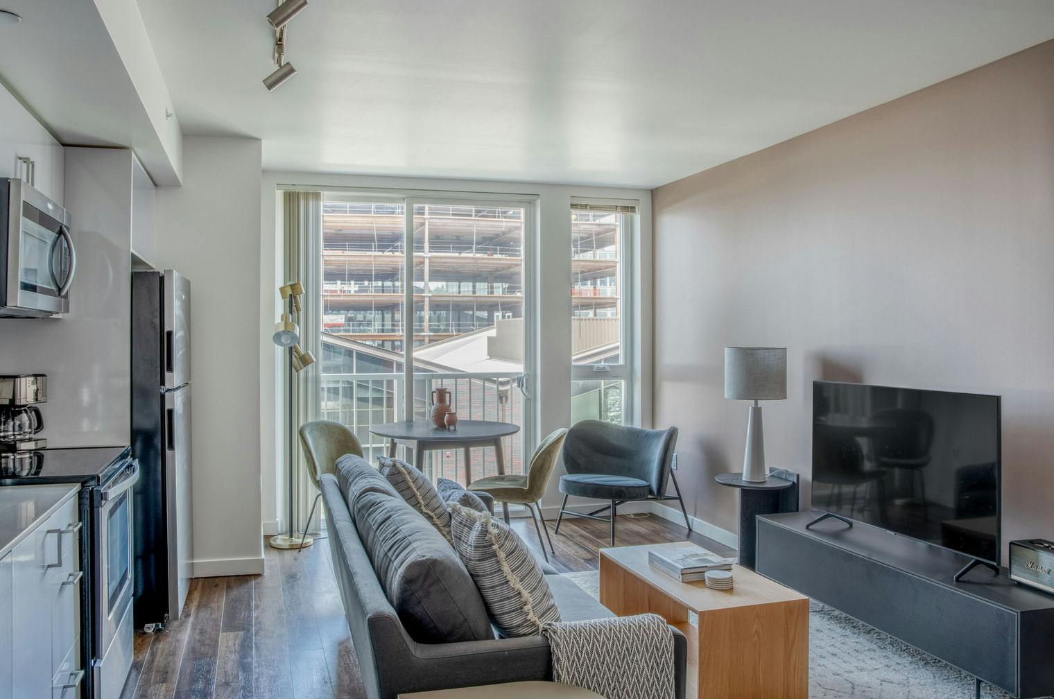 单间公寓 正在以 $4,285 的月租出租，其位于 Bellevue, Northeast 12th Lane