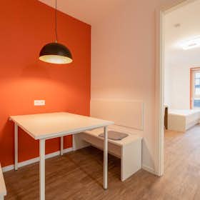 私人房间 正在以 €635 的月租出租，其位于 Berlin, Ostendstraße