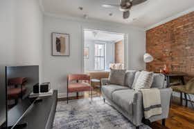 Appartement te huur voor $3,604 per maand in New York City, Christopher St