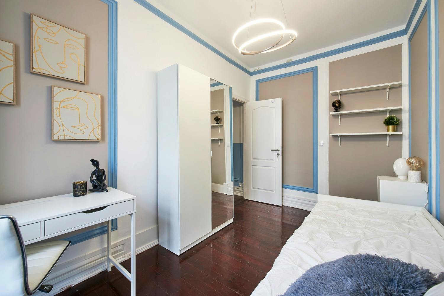 preview gallery tile