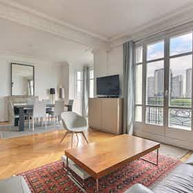 Apartment for rent for €4,103 per month in Paris, Quai Louis Blériot
