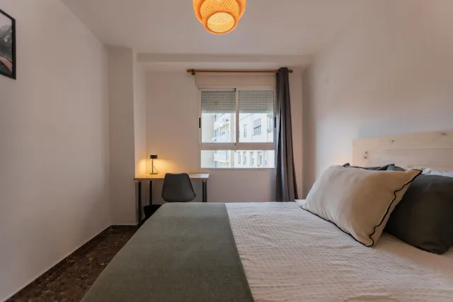 Private room in Calle Marvá, Valencia (1469147) room image 1