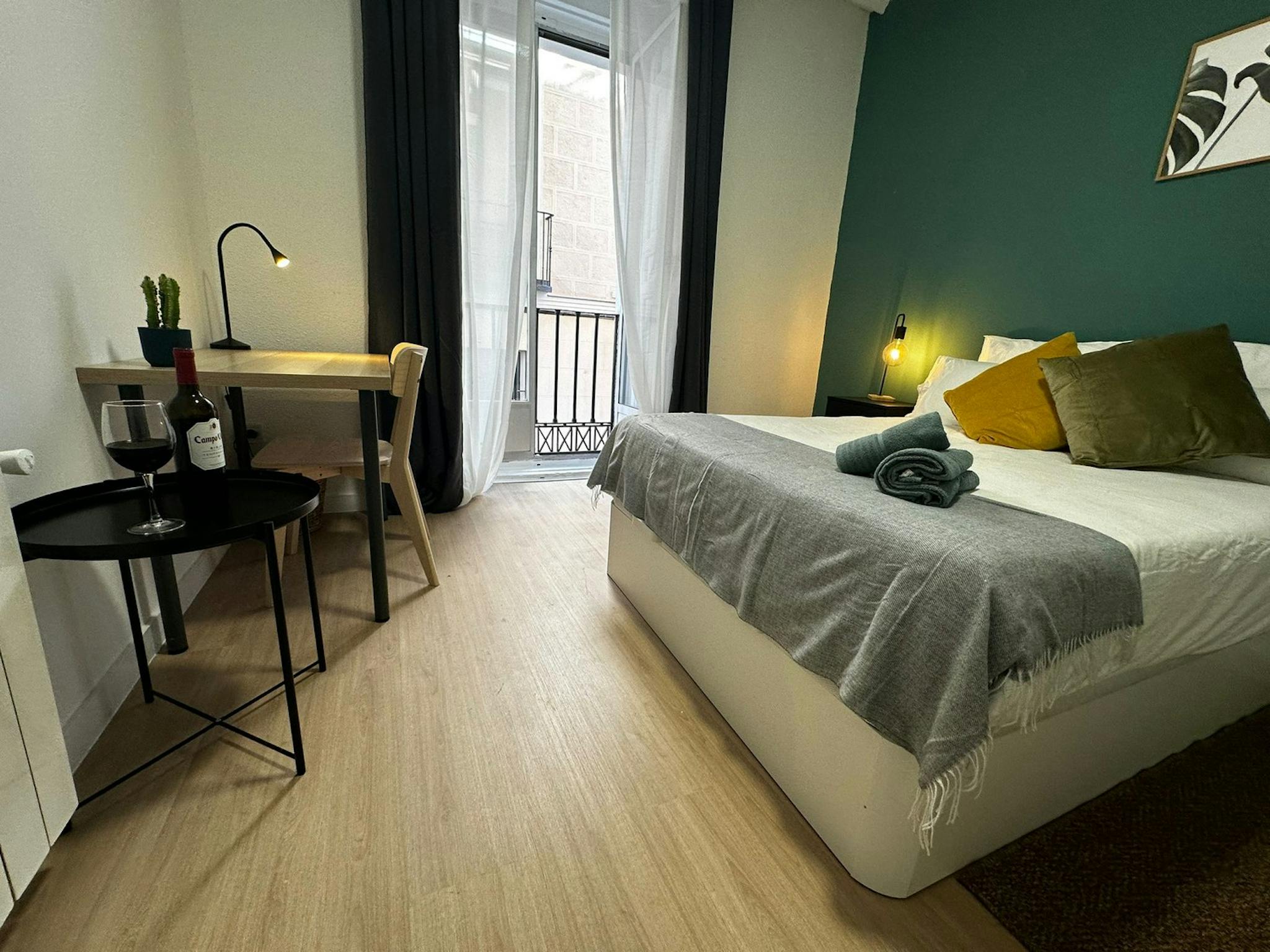 Plaza de Tirso de Molina, Madrid preview