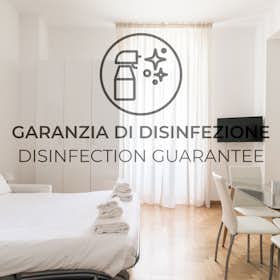 Apartment for rent for €1,350 per month in San Remo, Via Luigi Nuvoloni