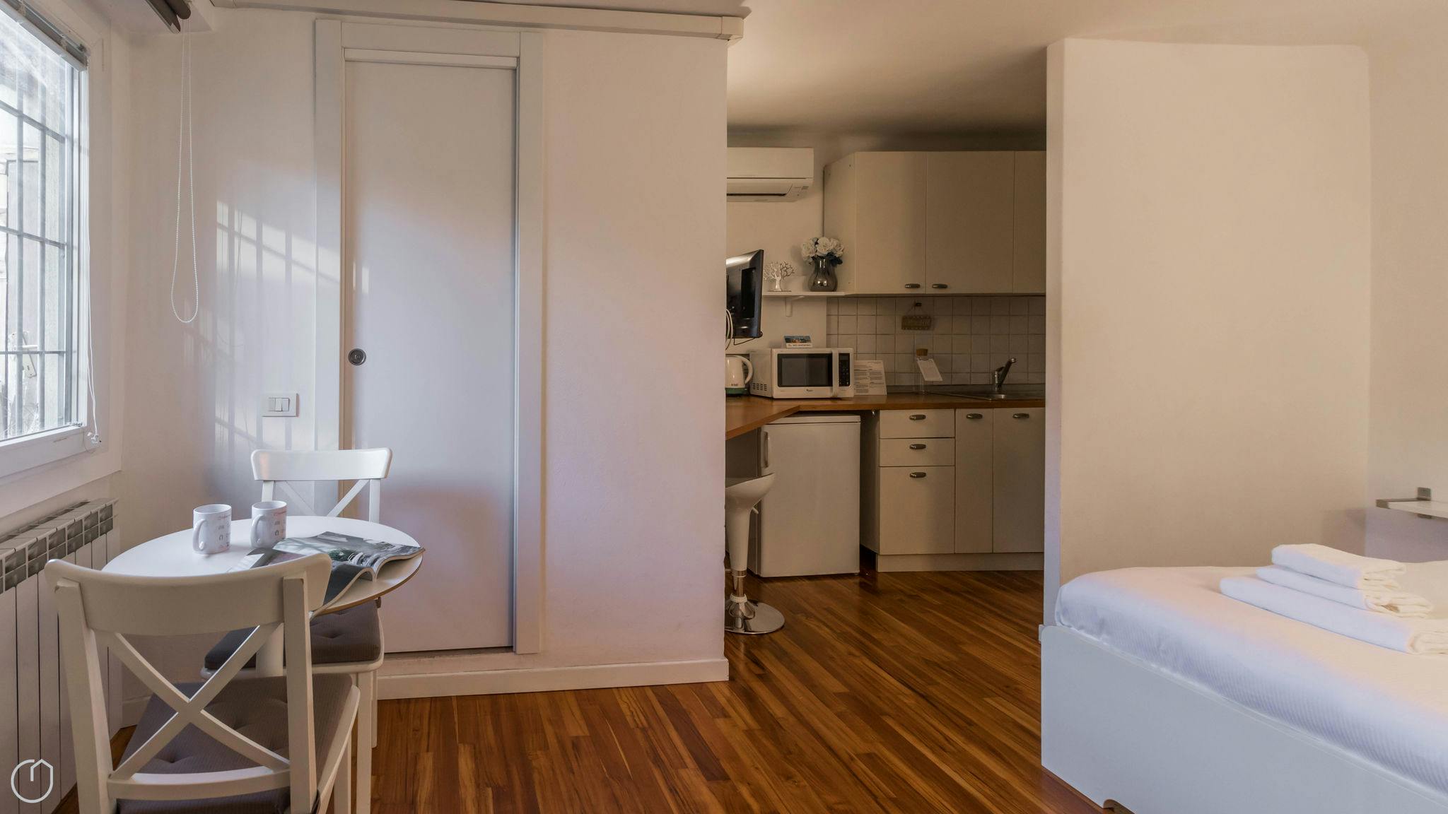 Apartment for rent for €1 per month in Milan, Via della Moscova
