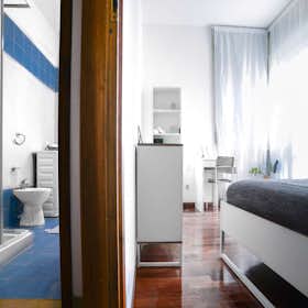 Private room for rent for €925 per month in Milan, Via Filippo Argelati