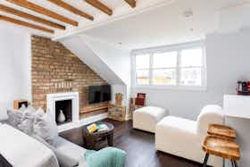Lägenhet att hyra för 4 008 GBP i månaden i London, Shirland Road