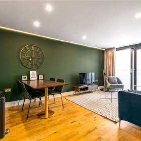 Apartment for rent for £5,063 per month in London, Northdown Street