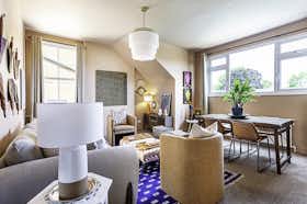 Appartamento in affitto a 5.269 £ al mese a London, Darlaston Road