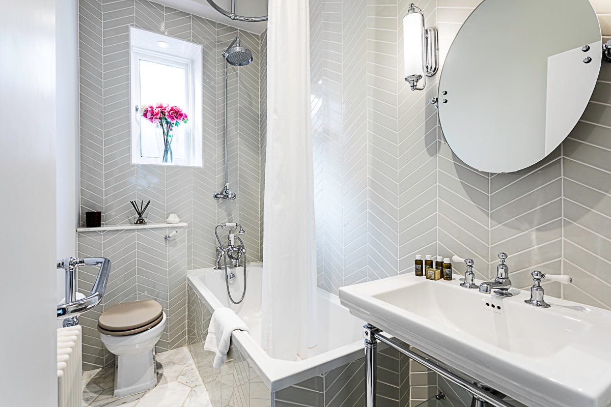 Apartment London, 2 beds, 96m² — photo 21