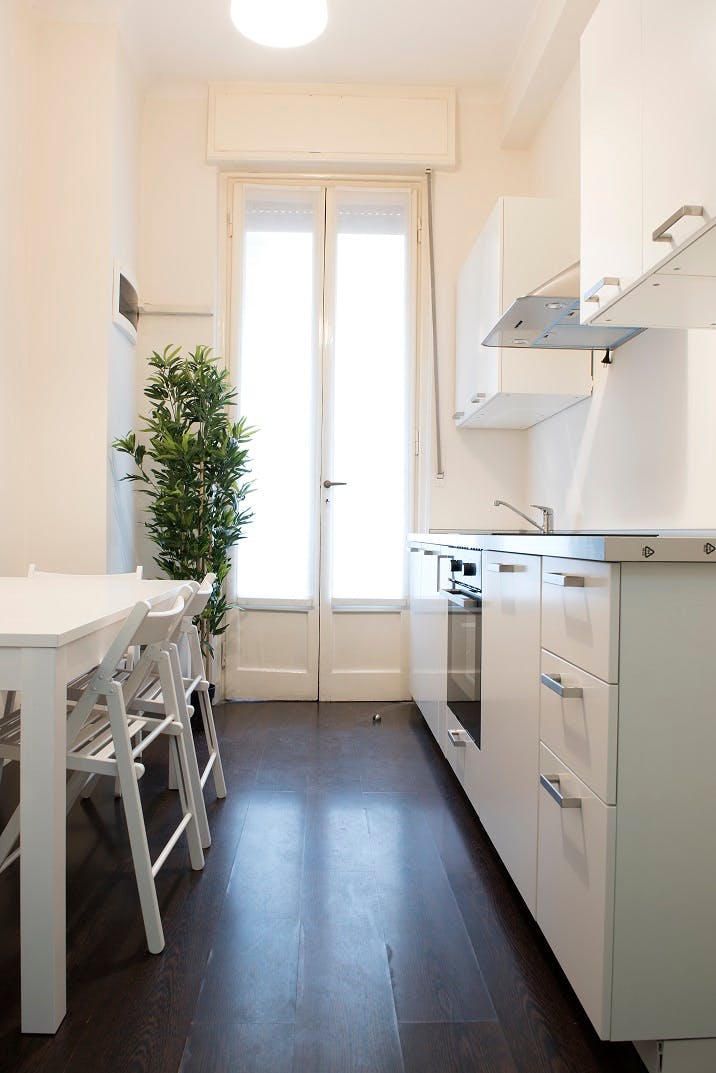 Double room Milan, 1 bed, 18m² — photo 9
