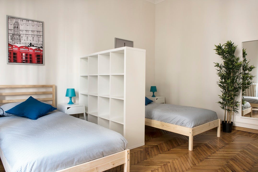 Double room Milan, 1 bed, 18m² — photo 1