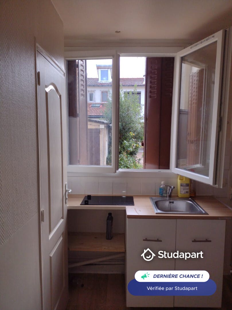 Apartment for rent on Rue Adolphe Guyot, Bois-Colombes - Vue 4