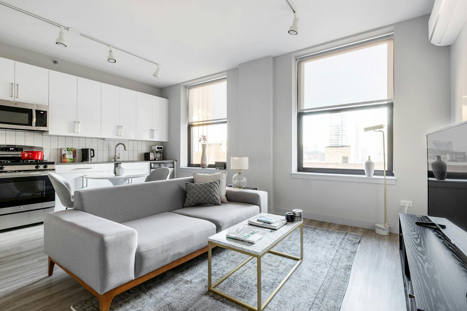 Apartment for rent for $3,439 per month in Chicago, South Wells Street