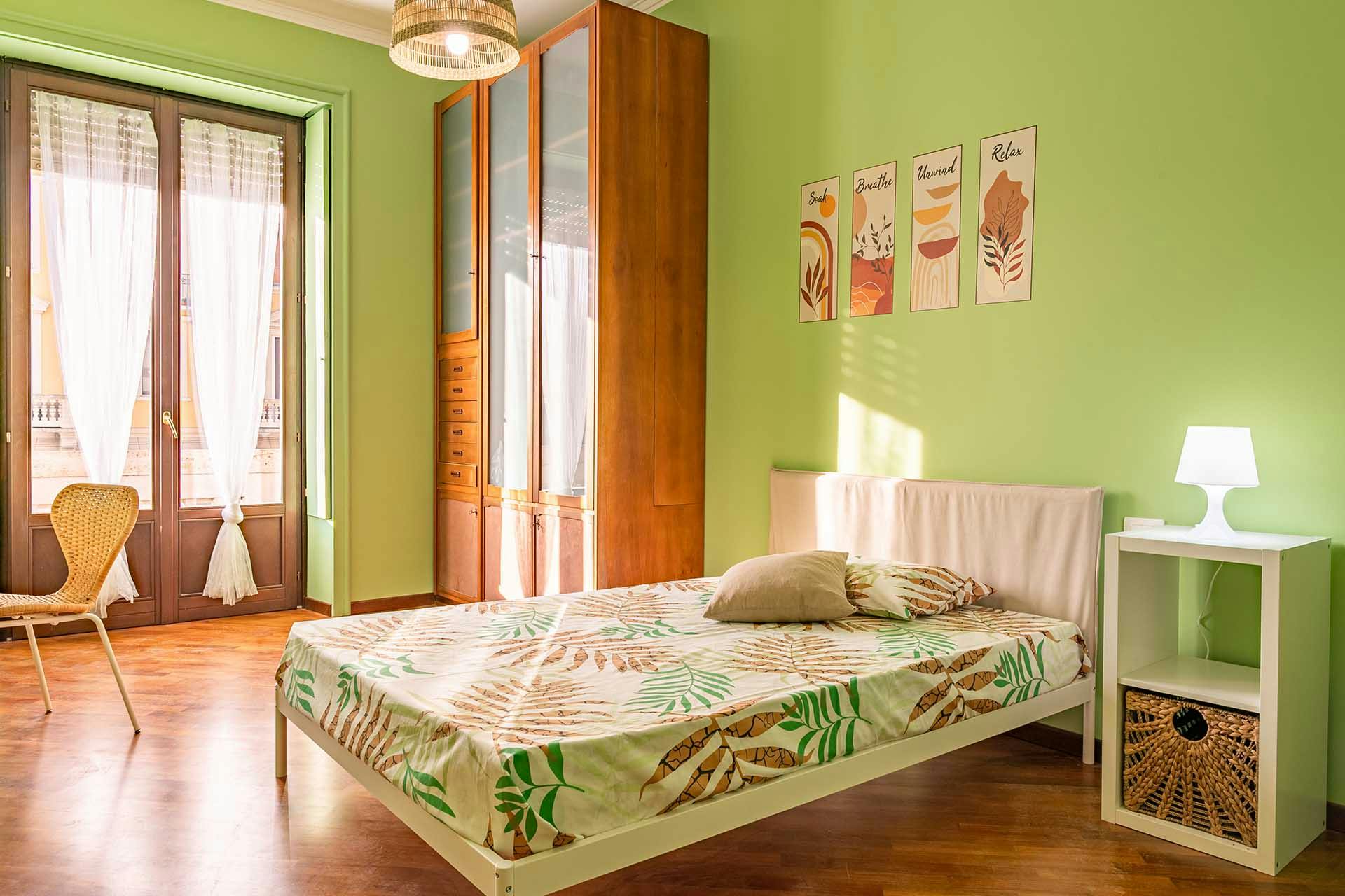 Via degli Imbriani, Milan preview