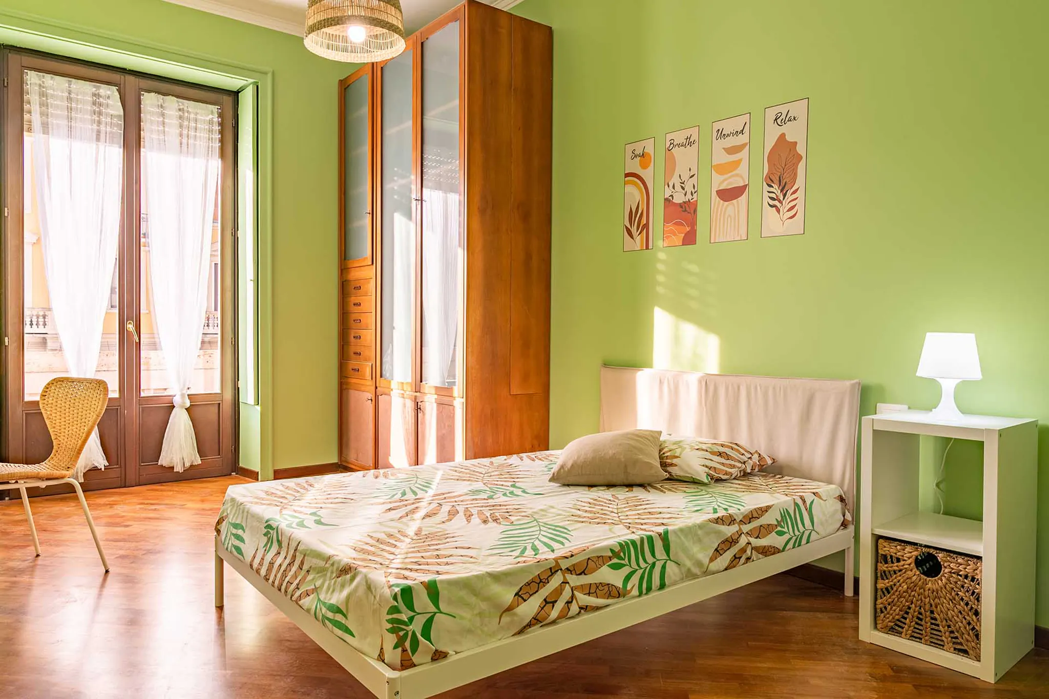 Via degli Imbriani, Milan preview