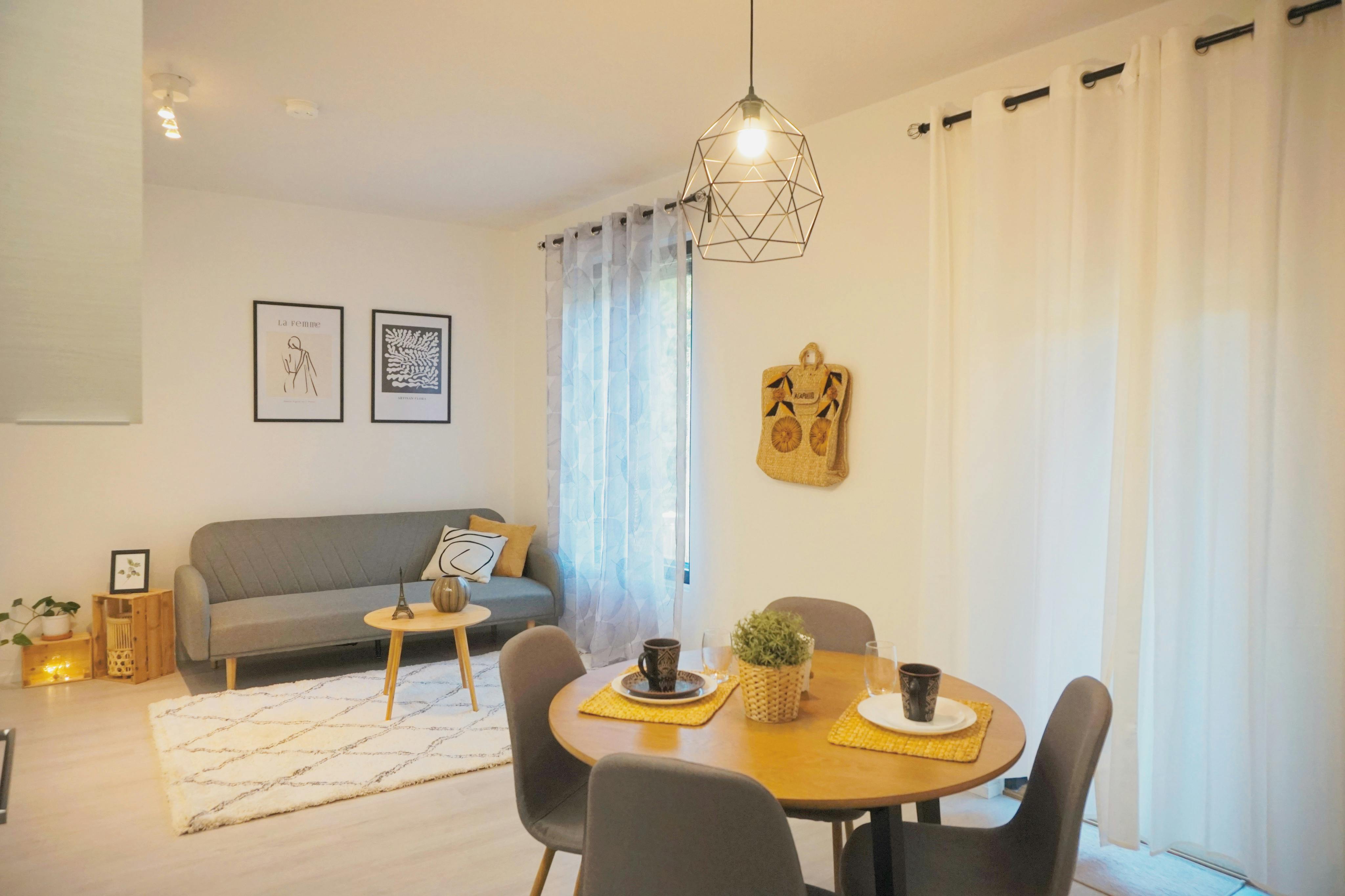 Appartement te huur voor € 1.080 per maand in Vantaa, Keltasafiirinpolku