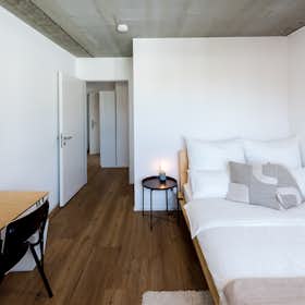 私人房间 正在以 €738 的月租出租，其位于 Frankfurt am Main, Gref-Völsing-Straße