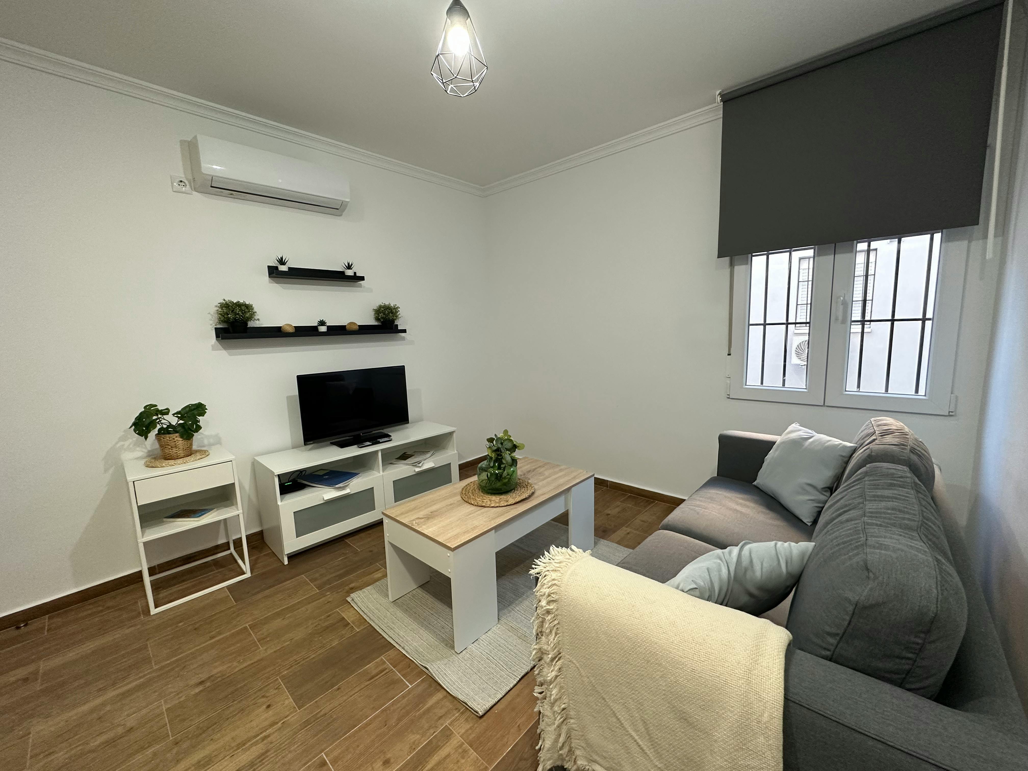 Apartment Madrid, 23m² — photo 1