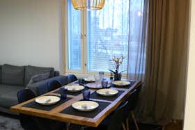 Apartment for rent for €1,400 per month in Espoo, Syvänsalmenkatu