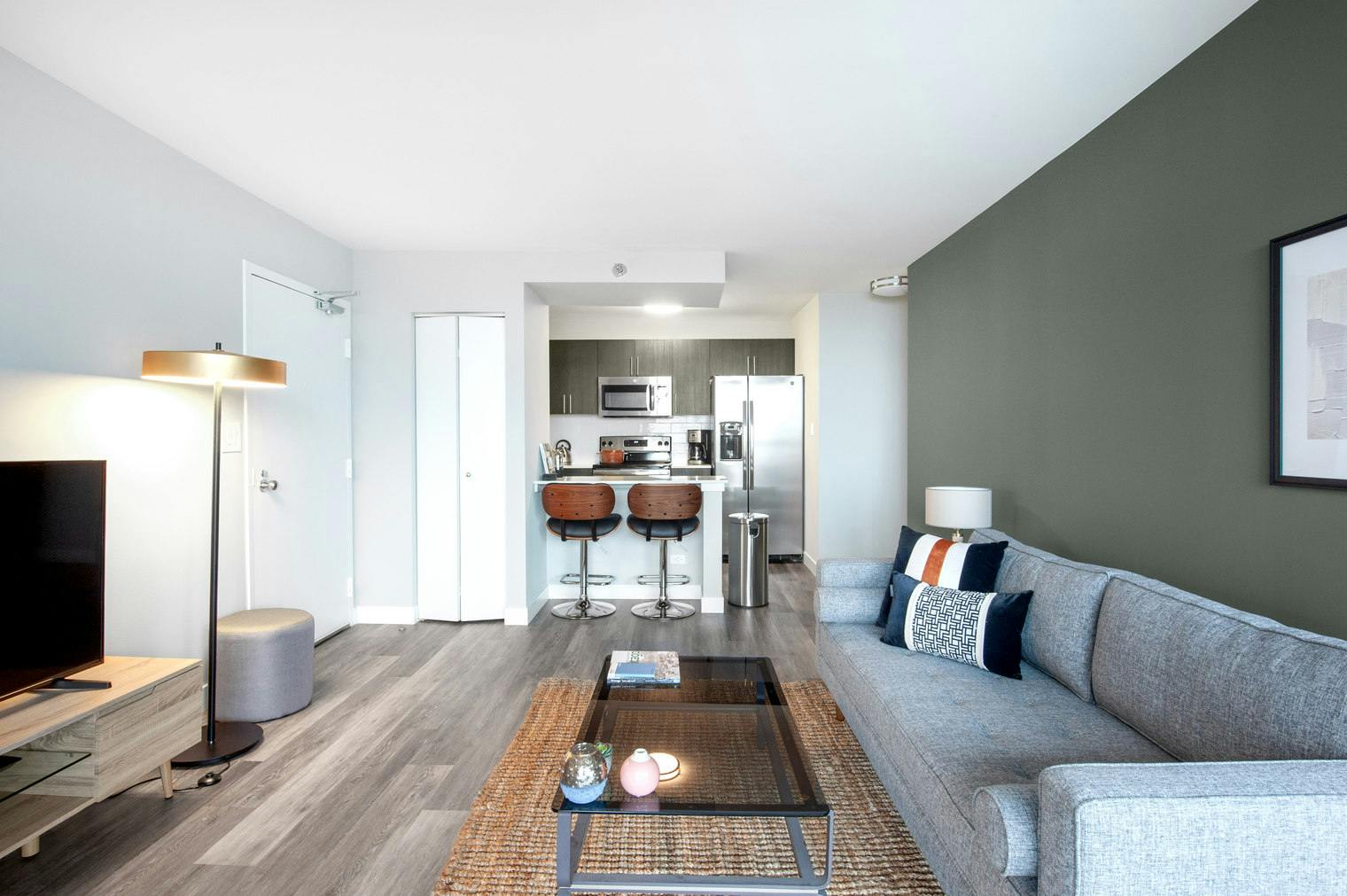 Apartment for rent for $3,538 per month in Chicago, East Delaware Place