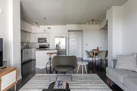 Appartamento in affitto a $5,464 al mese a Fort Lauderdale, NE 4th Ave