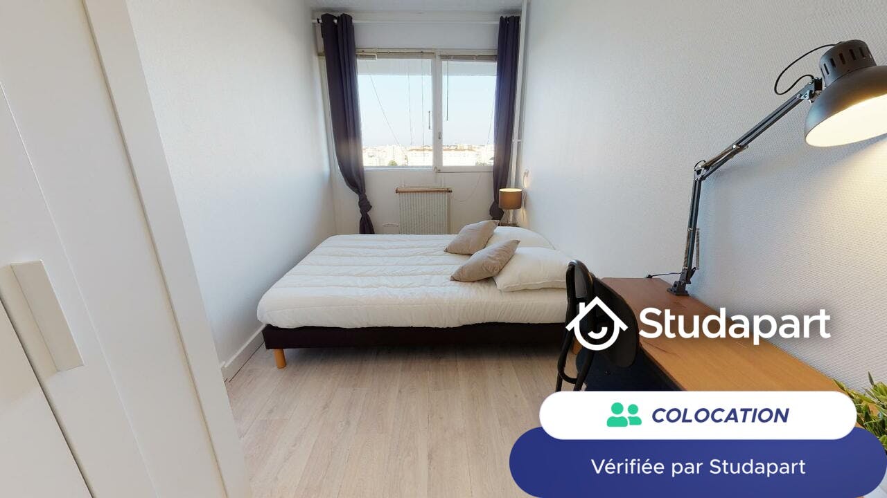 Private room for rent on Rue Lamothe, Lyon