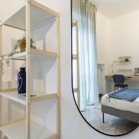 Private room for rent for €845 per month in Milan, Via Valsugana