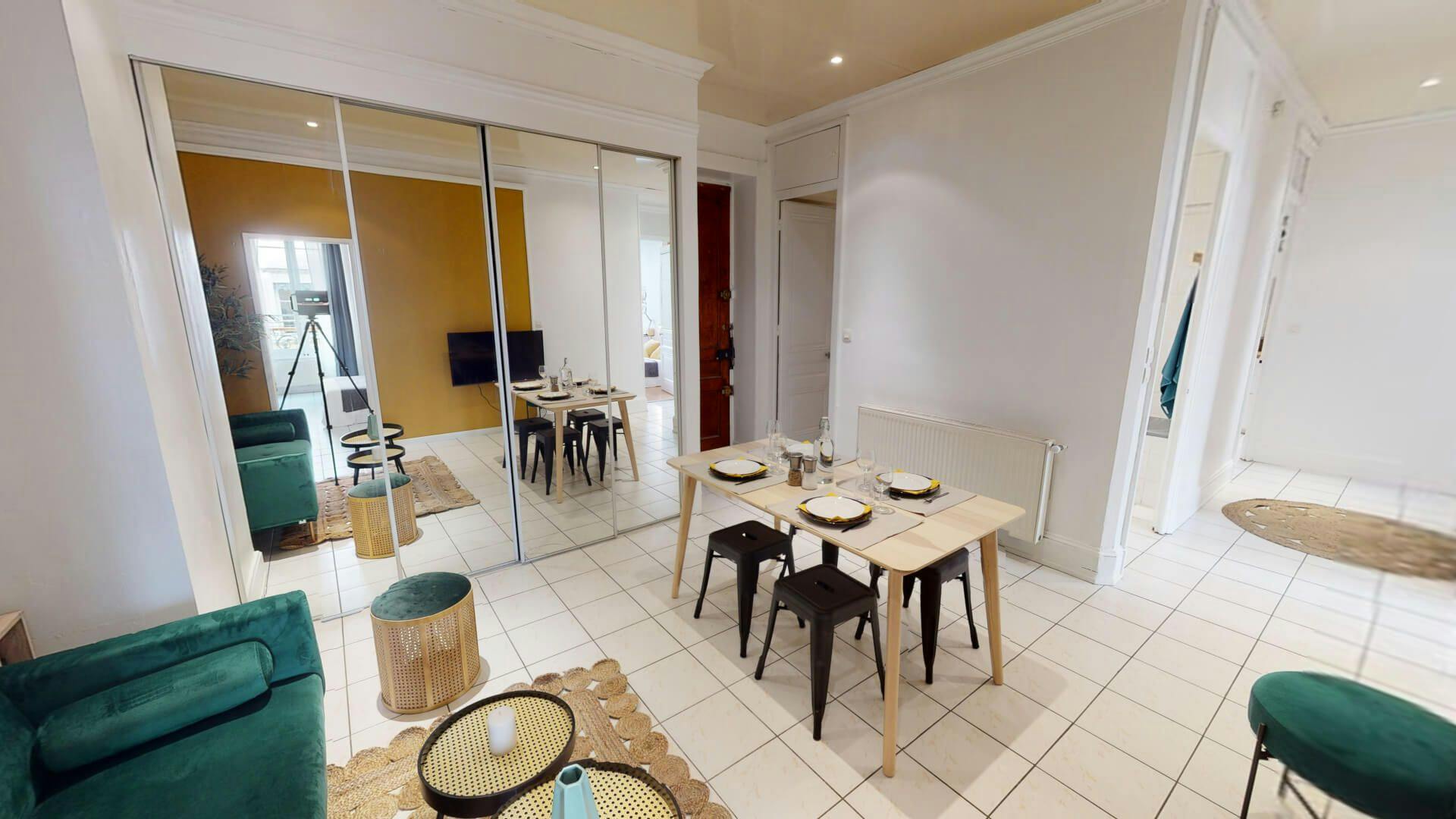 Private room for rent on Rue de Marseille, Lyon - Plus
