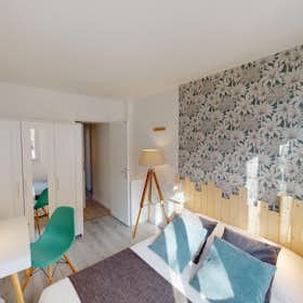 Private room for rent for €798 per month in Paris, Boulevard Jourdan