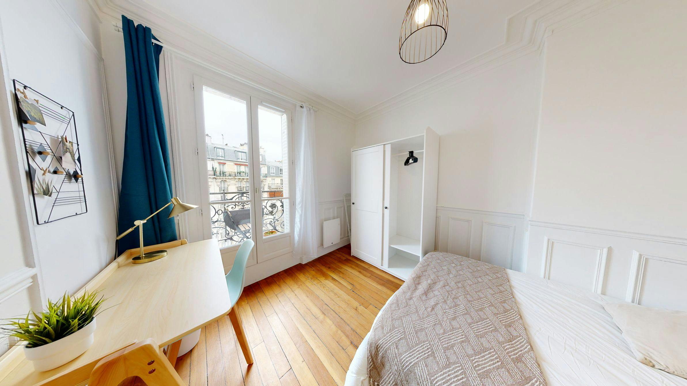 Single room Paris, 11m² — photo 1