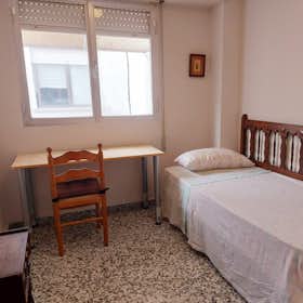 Private room for rent for €350 per month in Valencia, Calle Vinalopó
