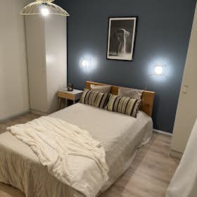 Casa para alugar por SEK 25.640 por mês em Norsborg, Klyvningsvägen