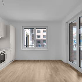 Appartamento for rent for 1.551 € per month in Berlin, Heiner-Müller-Straße