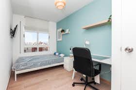 私人房间 正在以 €345 的月租出租，其位于 Reus, Avinguda del Carrilet